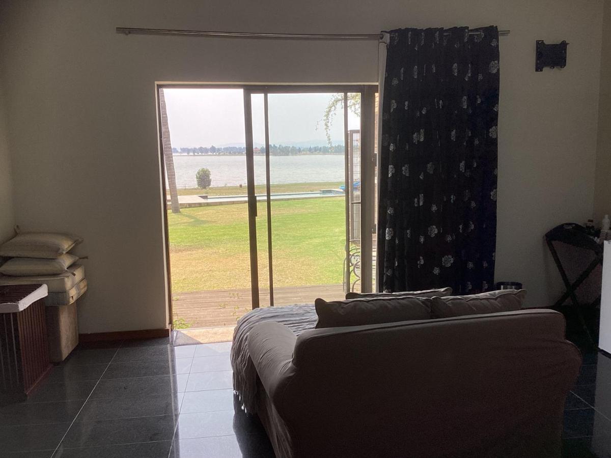 The Vaal Guesthouse Oranjeville Exterior photo