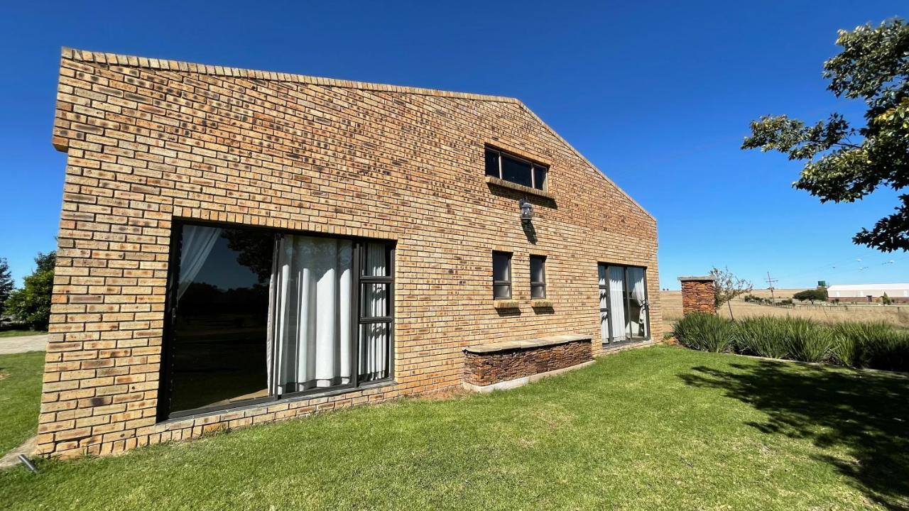 The Vaal Guesthouse Oranjeville Exterior photo